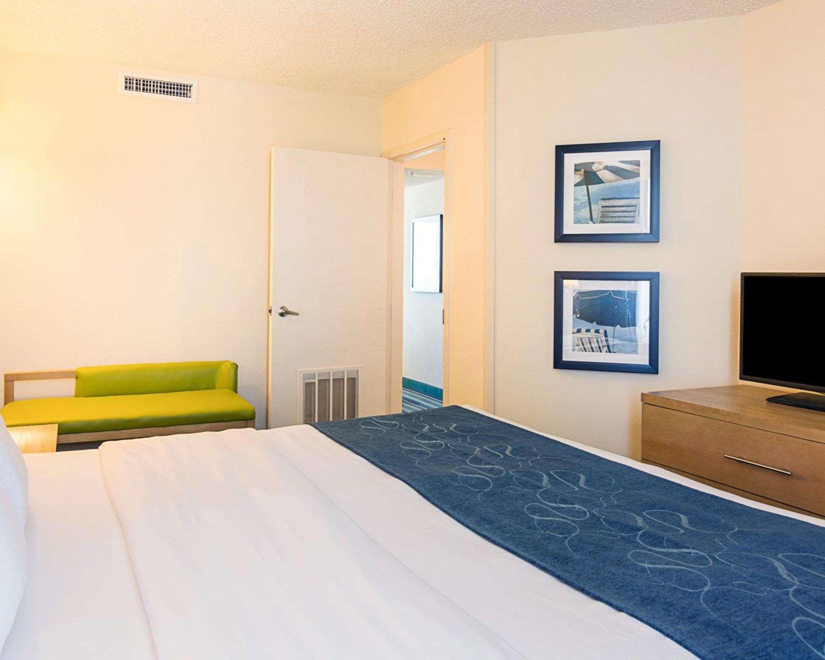 Comfort Suites Beachfront Virginia Beach Exterior foto